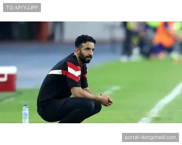 特写:伤愈复出,佛罗伦萨边锋伊科内加练传中至夜幕降临 特写:伤愈复出,佛罗伦萨边锋伊科内加练传中至夜幕降临